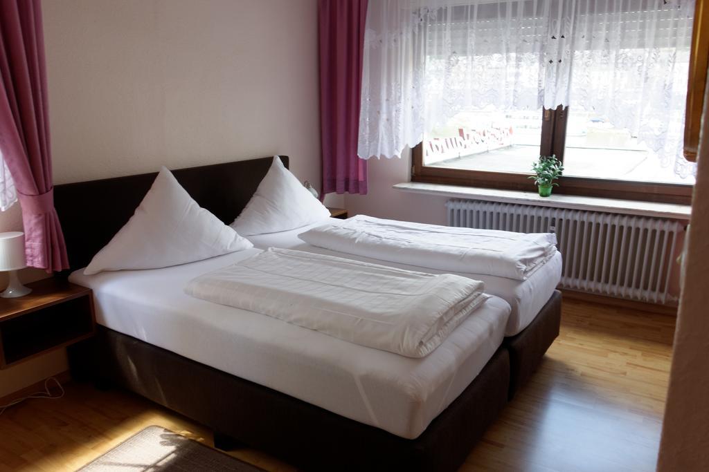 Hotel Haus Sonnschein Cochem Rum bild